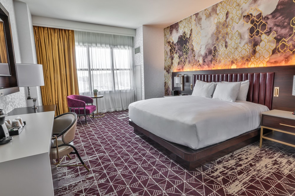 Room, 1 King Bed, Accessible, Tower (North Tower)