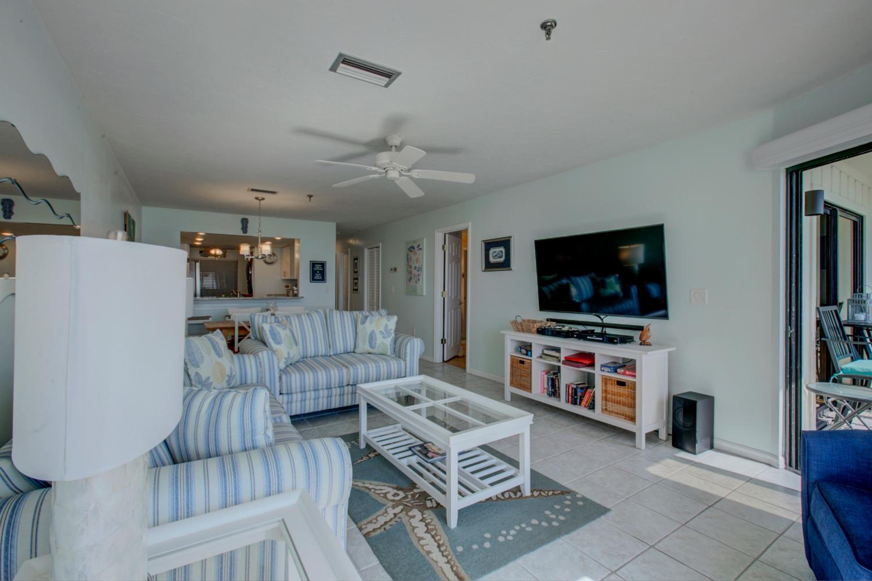 Three-Bedroom Apartment photo 1