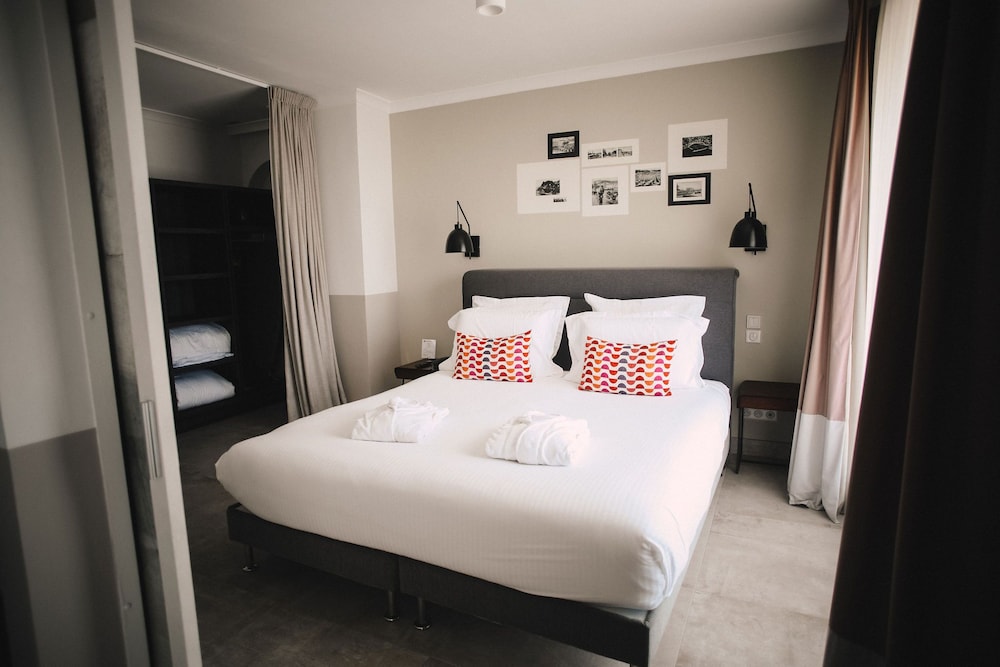 Suite, 1 King Bed, Terrace, Sea View (with Single Sofabed) - Photo 2
