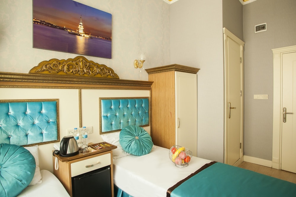 Classic Twin Room, Non Smoking, City View photo 2