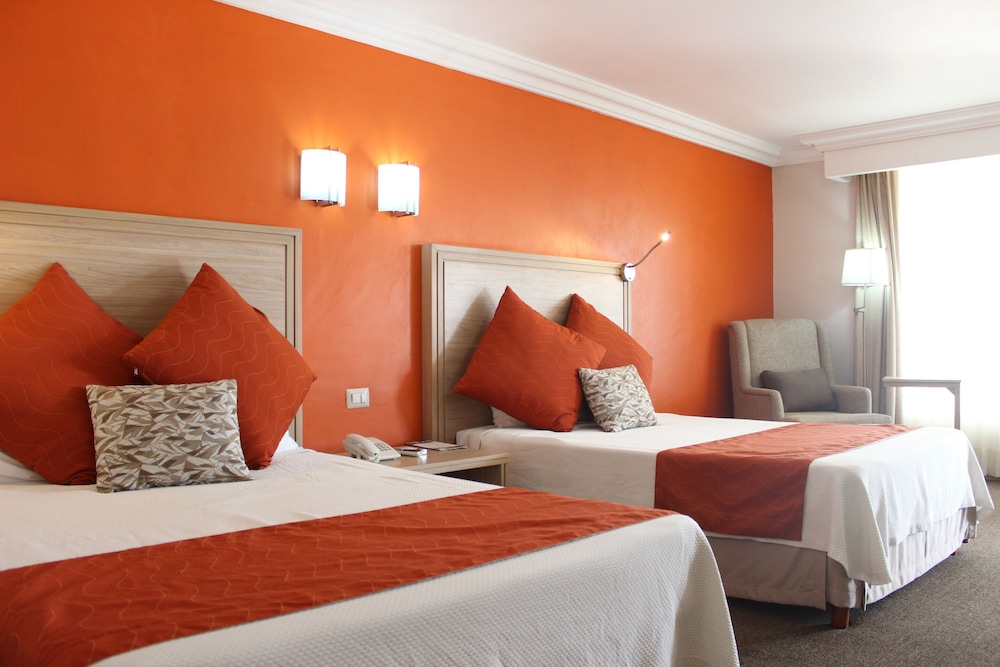 Standard Room, 2 Double Beds photo 1