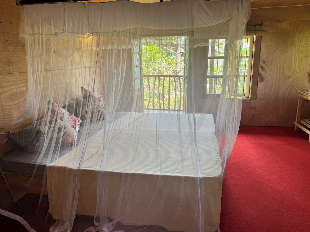 Double Room, Balcony, Lake View photo 2