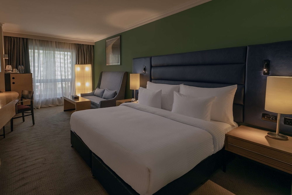 Executive Room with Lounge access - Photo 1
