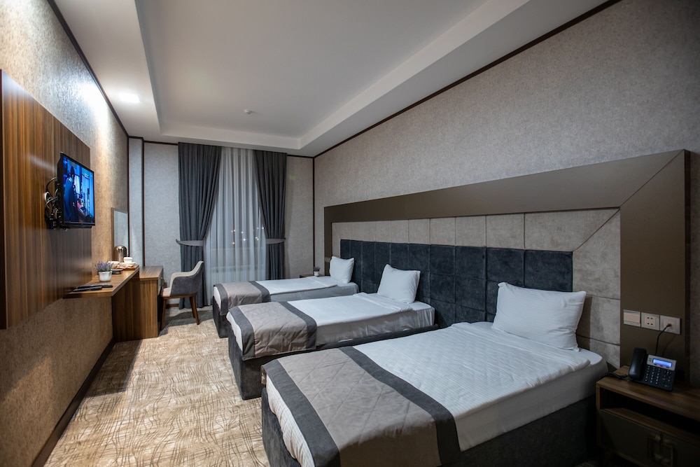 Classic Triple Room