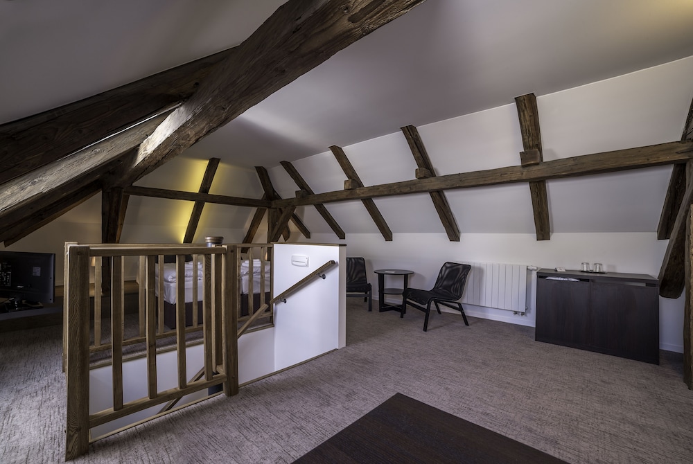 Duplex, 2 Bedrooms