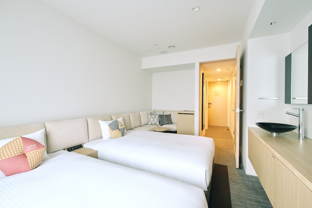 Twin Room, Non Smoking photo 1