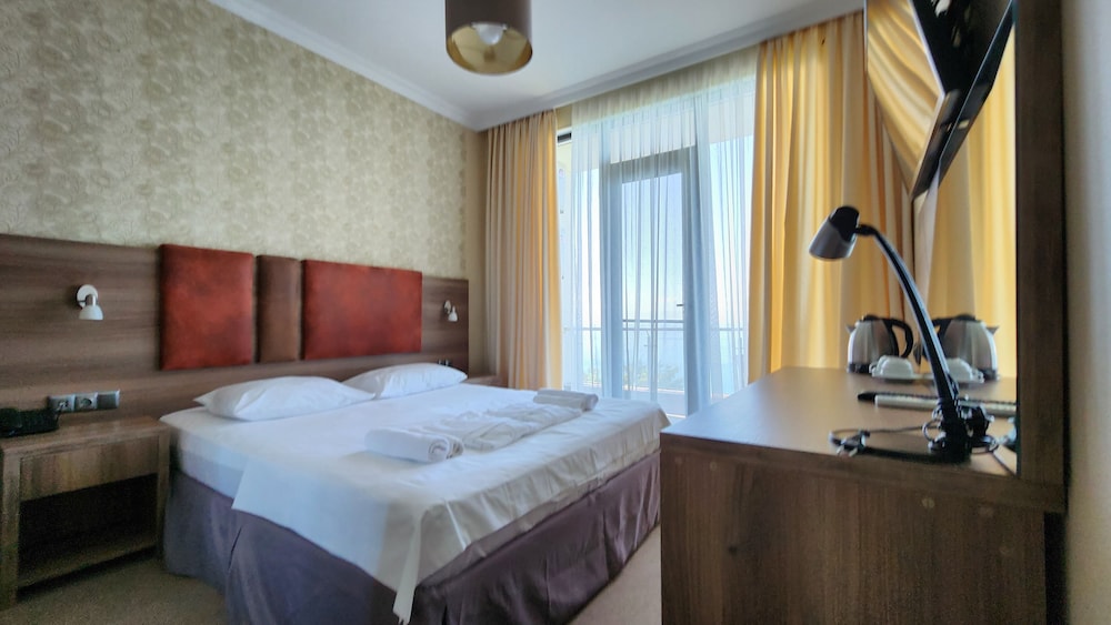 Standard Double Room, 1 Queen Bed, Sea View photo 1
