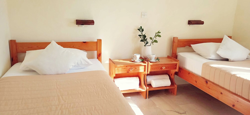 Double or Twin Room, Balcony, Garden View