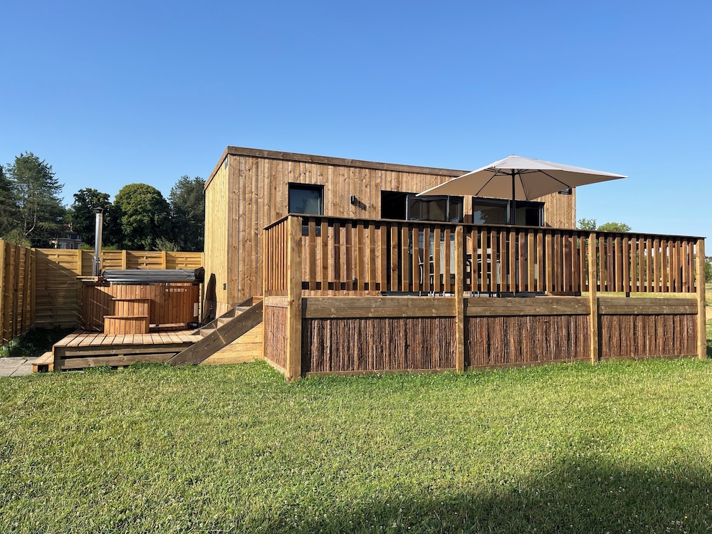 Comfort Chalet, Lake View