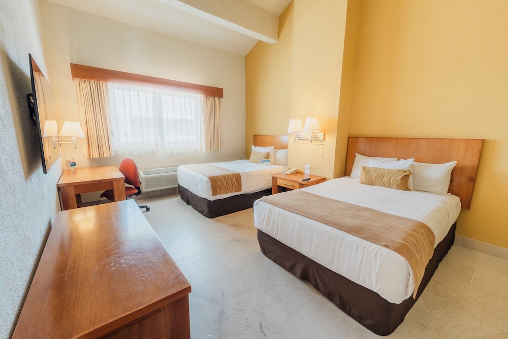Suite, Non Smoking (2 Rooms, 2 Double beds with Sofa bed) - Photo 15