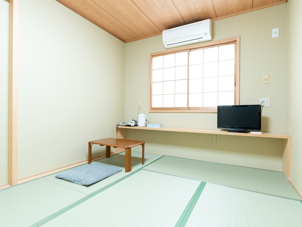 Japanese Style Room, Single Use, Shared Bathroom, Non Smoking photo 2