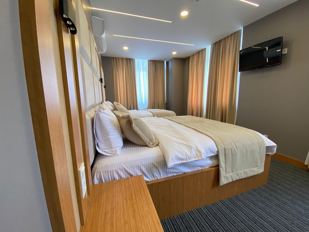 Standard Triple Room photo 2