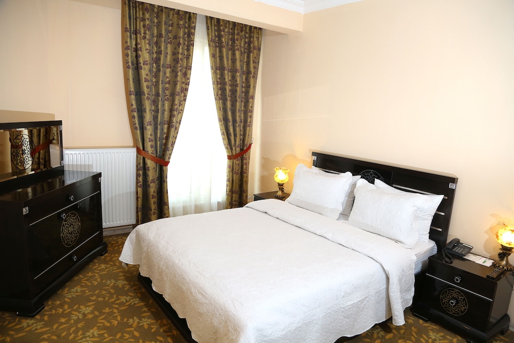 Classic Single Room, 1 Large Twin Bed