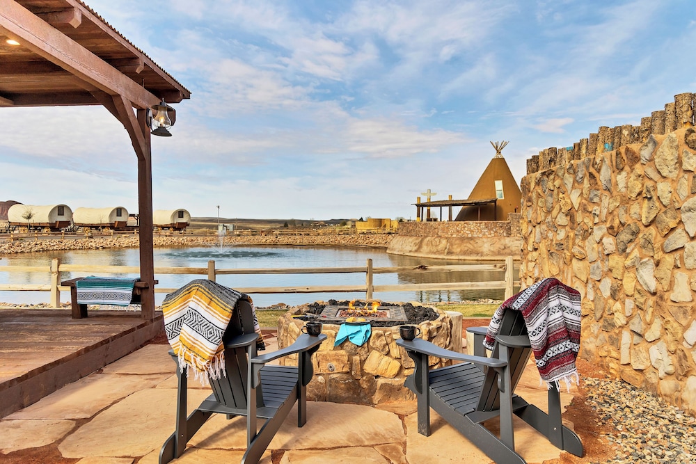 Luxury Suite, Patio, Mountain View photo 2