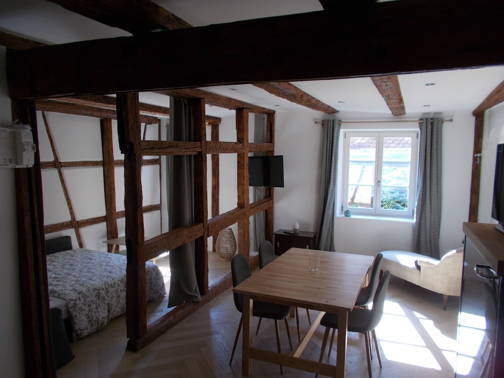 City House, Ensuite, Canal View (Le figuier) photo 3