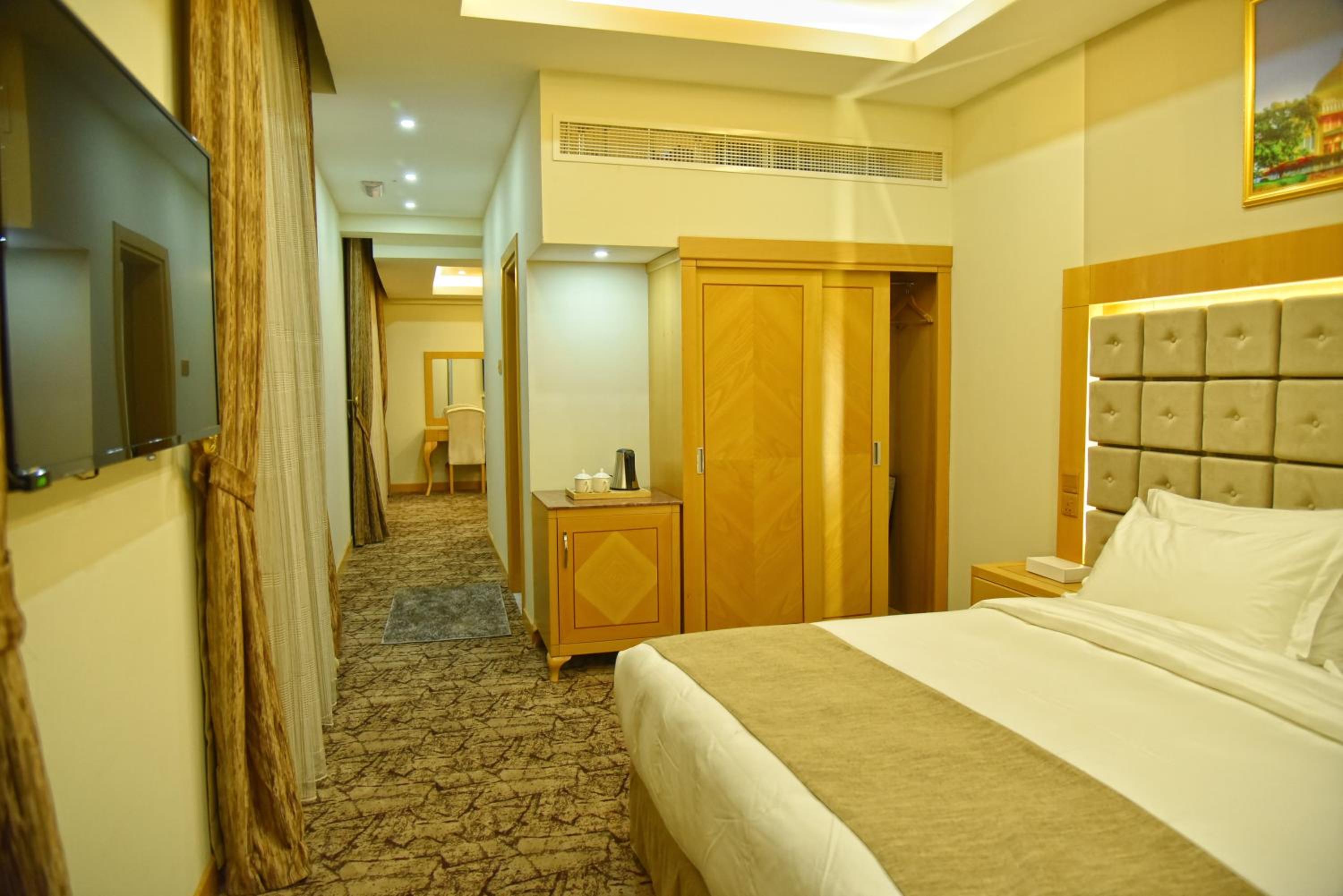 Family Double Room - Photo 2