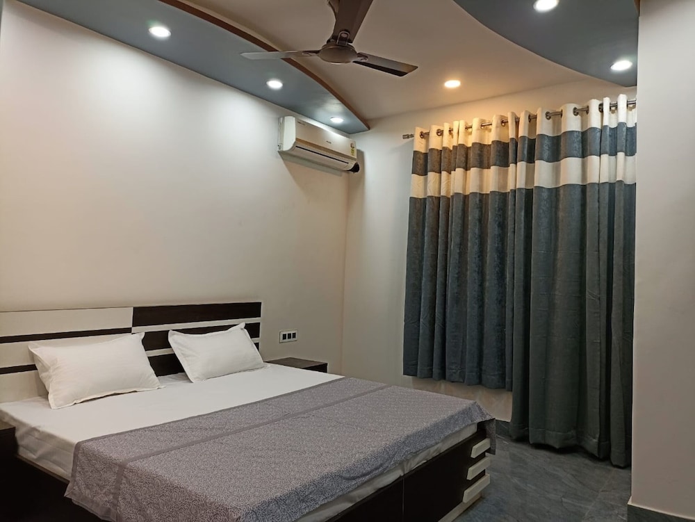 Deluxe Double Room photo 3