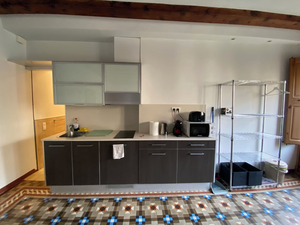 Apartment photo 2