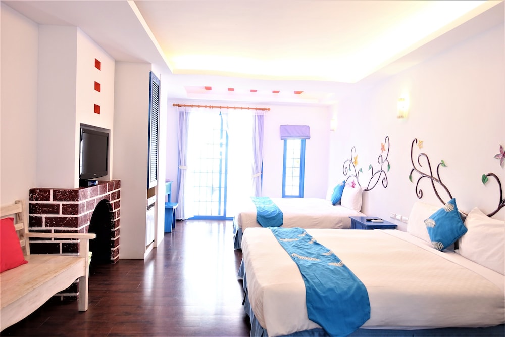 Family Quadruple Room photo 3