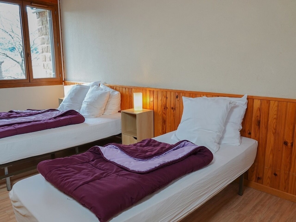 Standard Chalet
