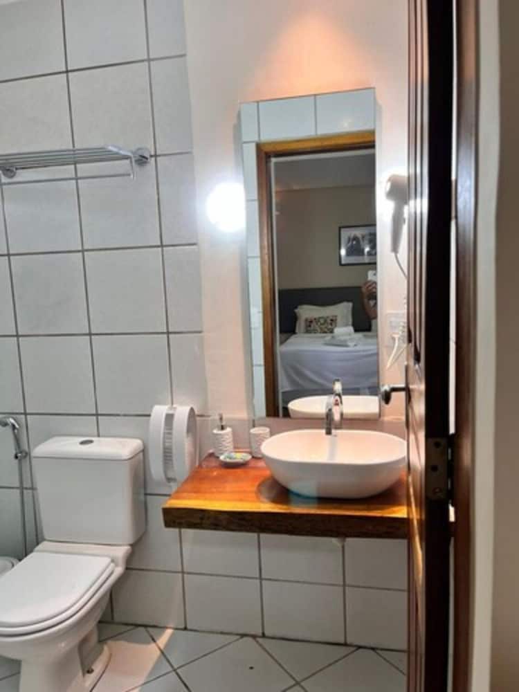 Valley View Suite, First floor photo 3