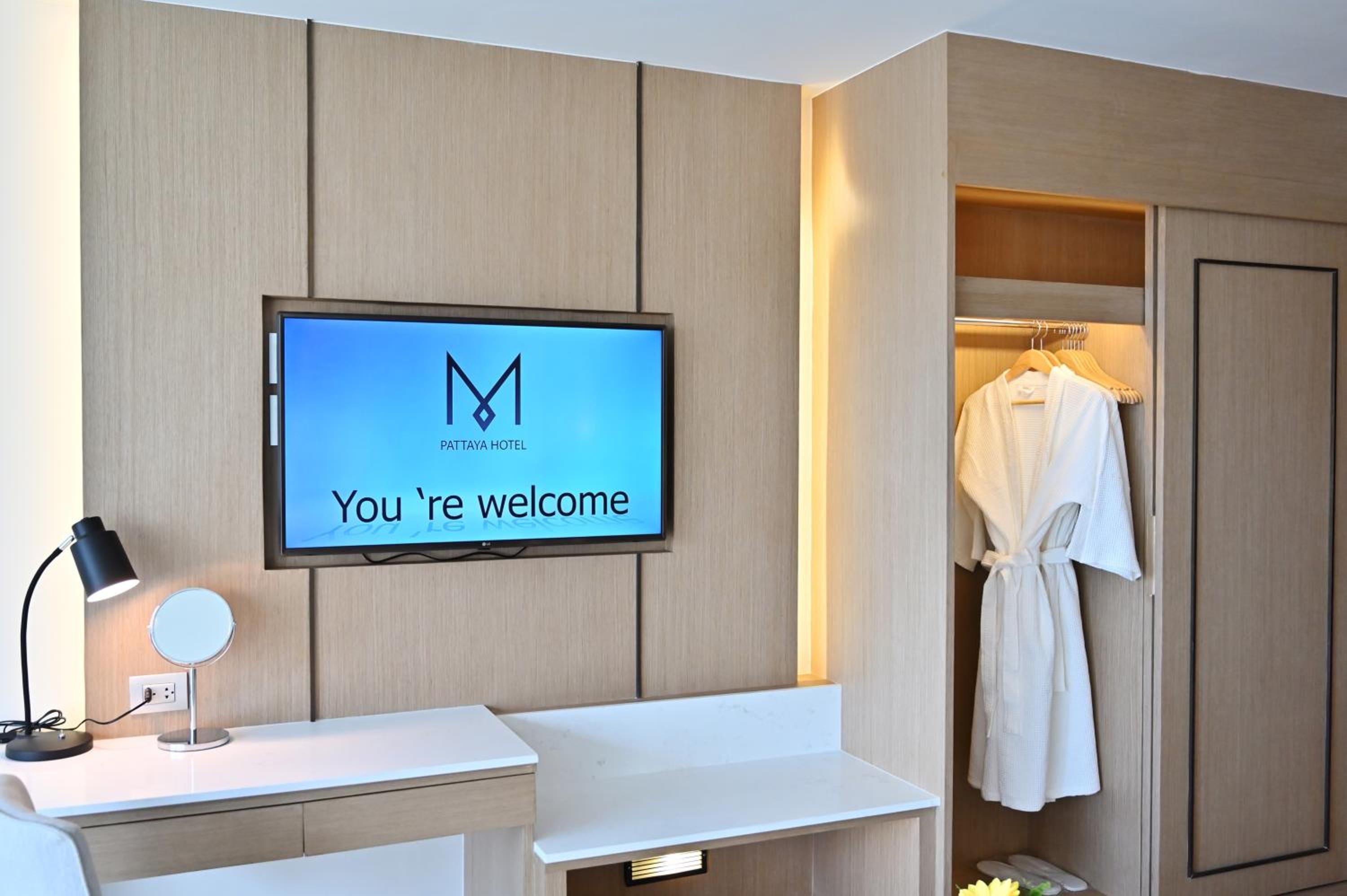 Double or Twin Room - Photo 9