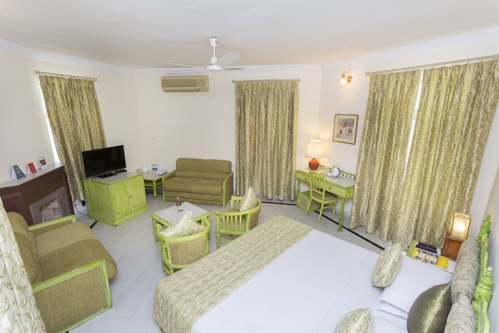 Superior Room - Photo 24
