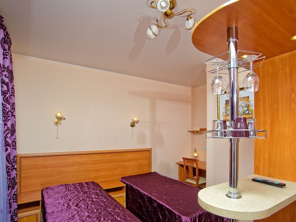 Premium Double or Twin Room photo 2