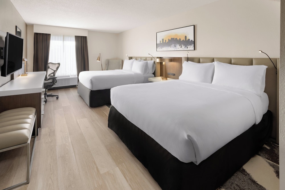 Standard Room, 2 Queen Beds - Photo 5