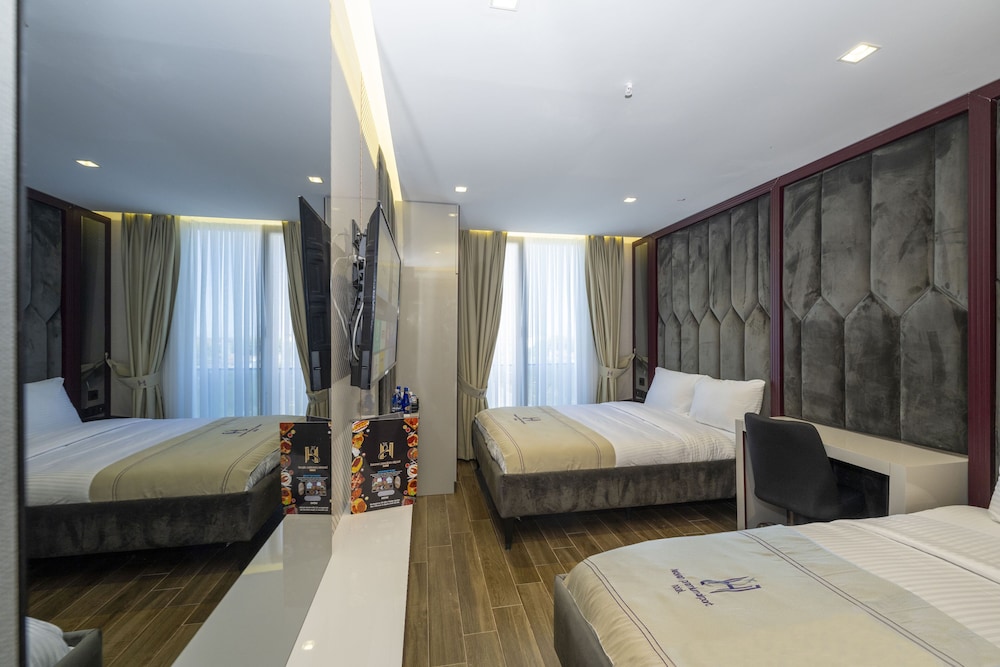 Deluxe Double or Twin Room - Photo 33