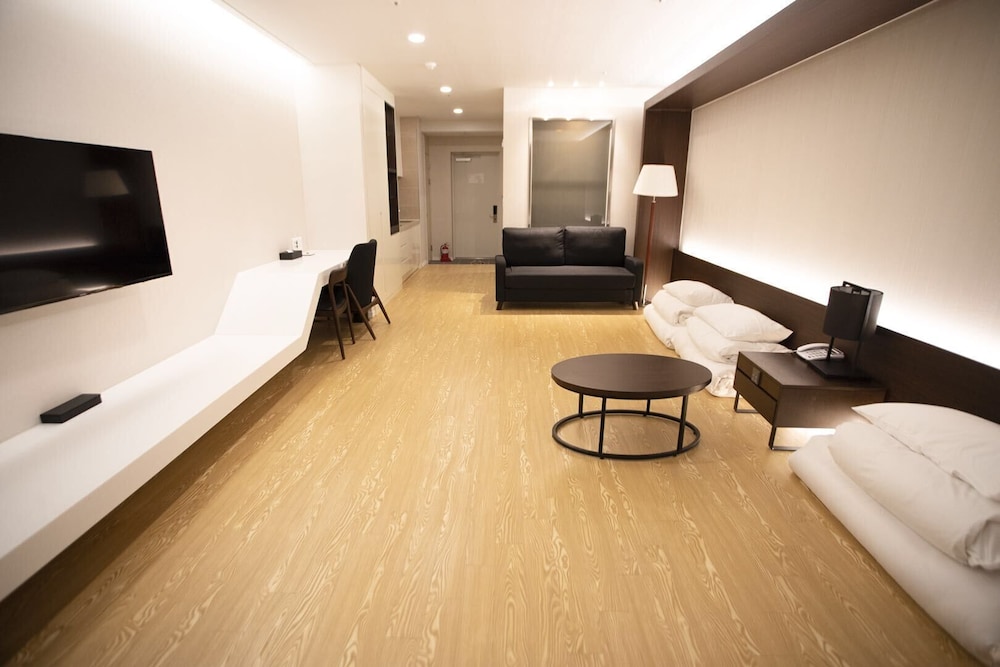 Room (Korean style_Ondol) - Photo 3