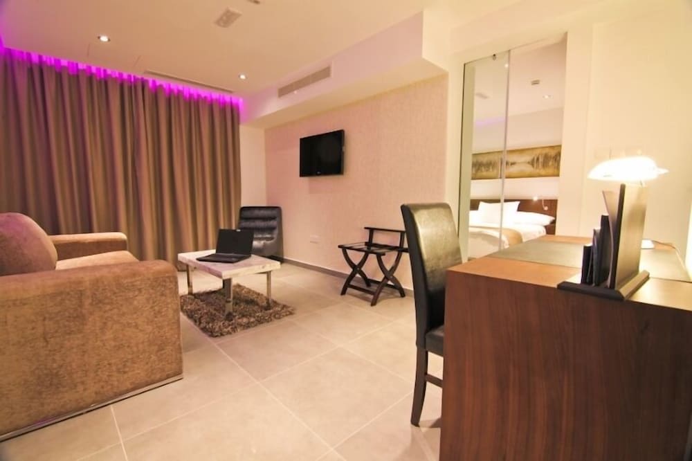 Grand Single Room, City View