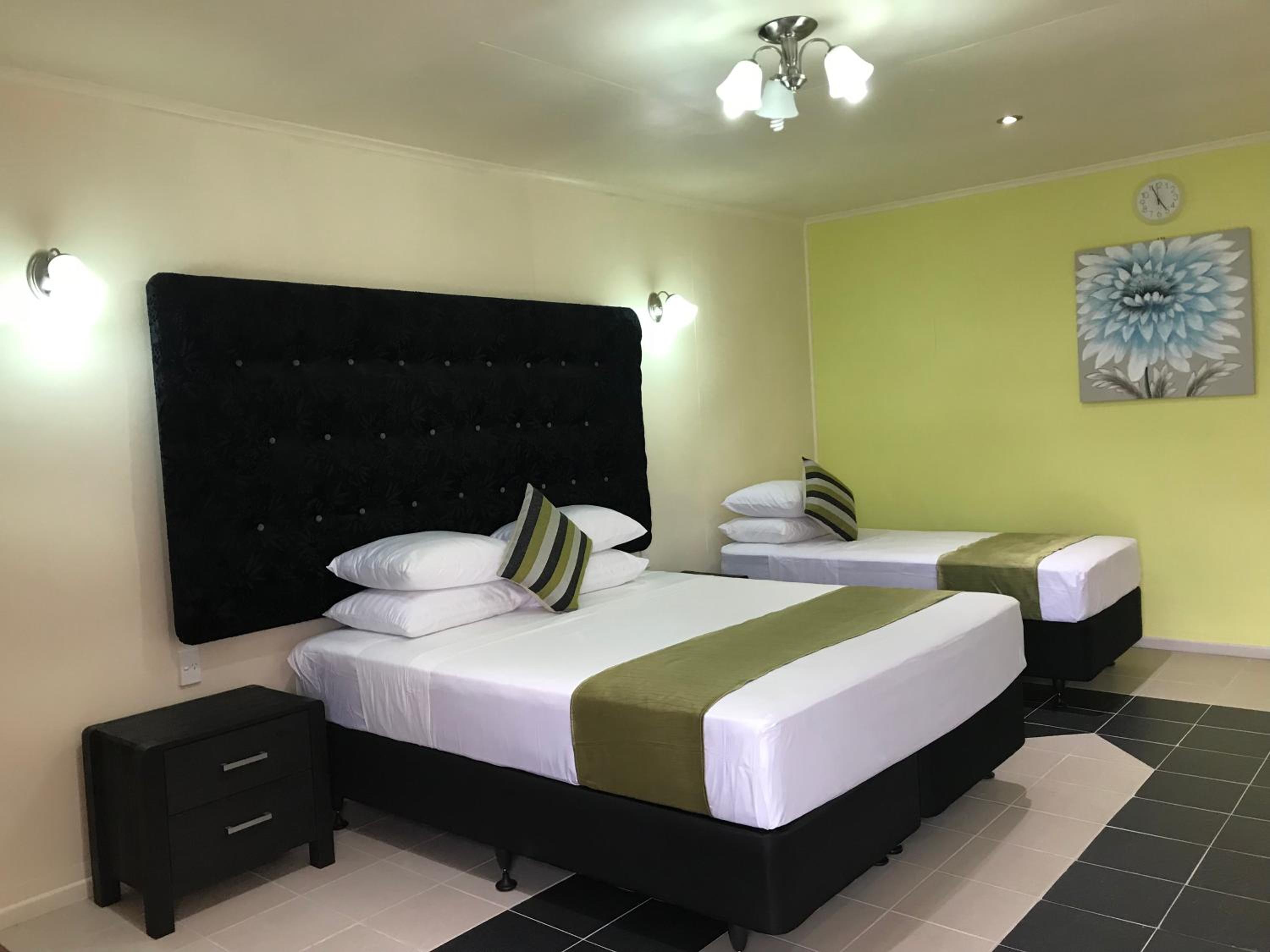 Deluxe Suite