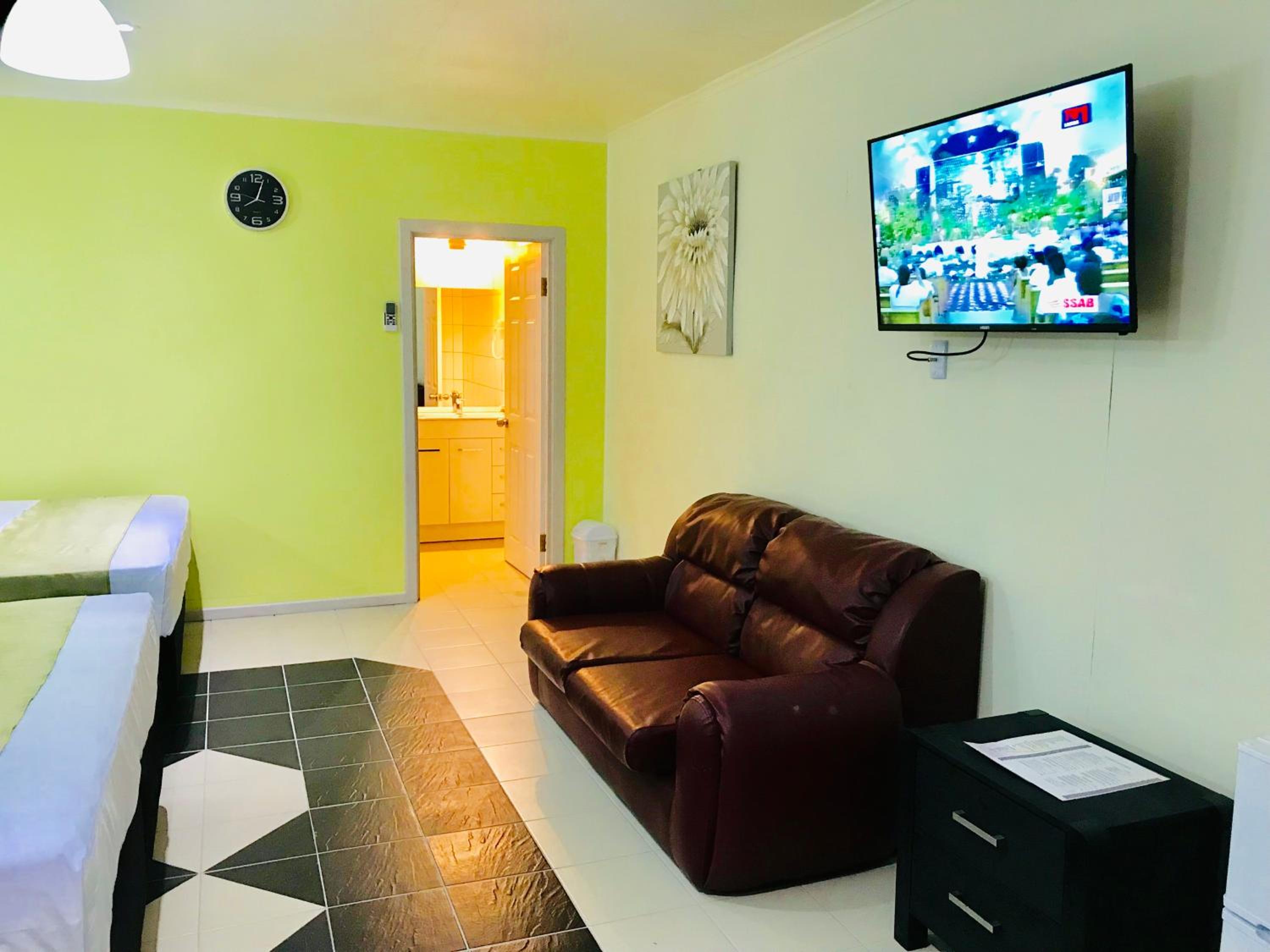 Deluxe Suite photo 2