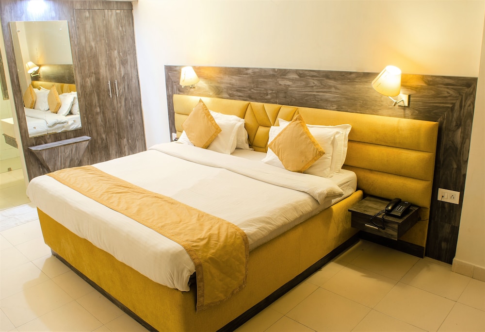 Executive Room - Photo 3