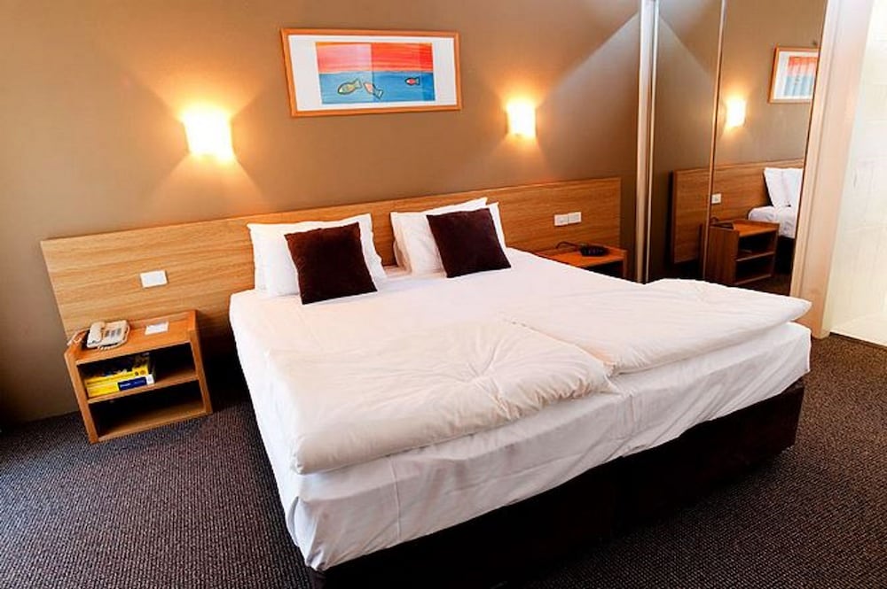 Executive Suite, 1 Bedroom, Kitchen photo 3