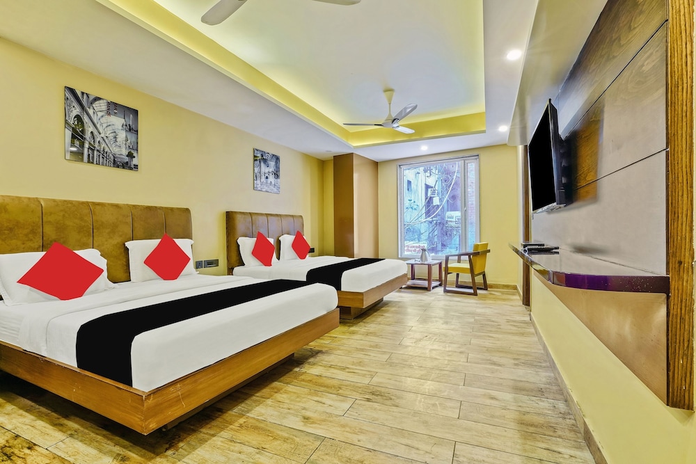 Deluxe family suite