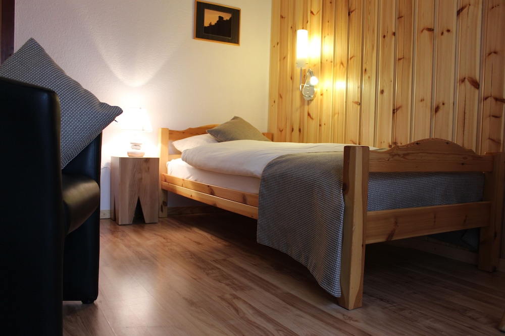 Single Room photo 1
