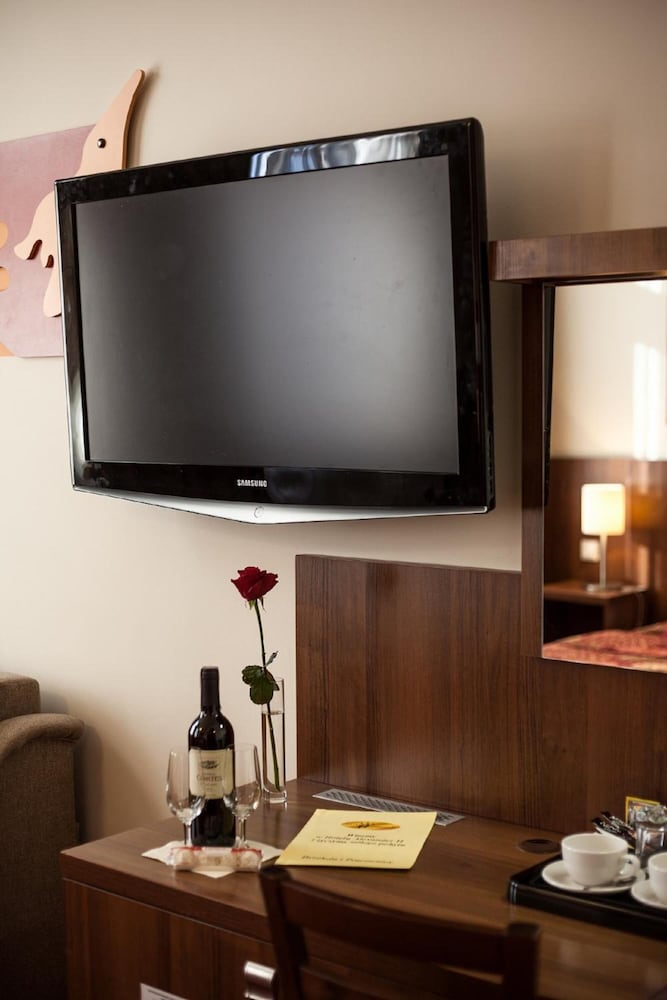Standard Triple Room - Photo 2