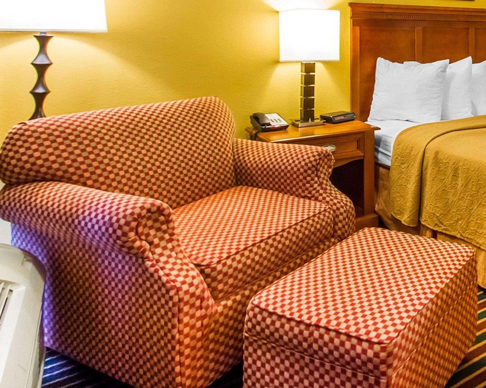 Standard Room, 1 Queen Bed - Photo 4