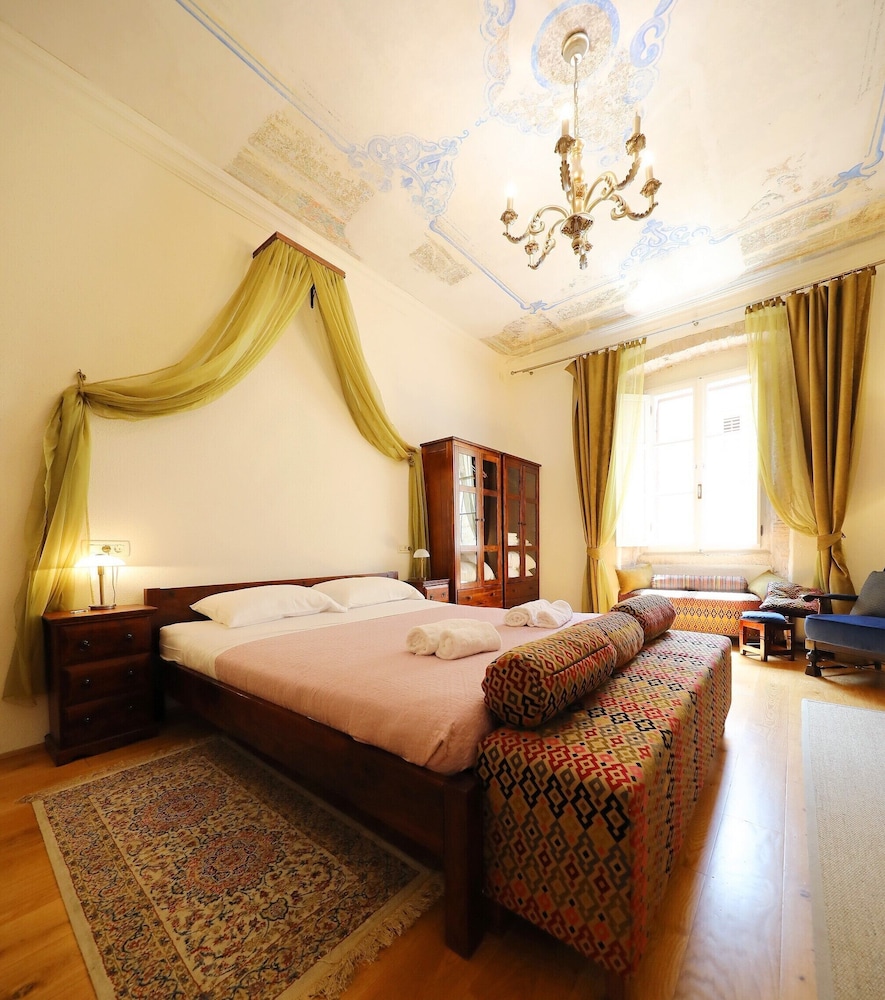 Deluxe Apartment, 2 Bedrooms, Kitchen, City View