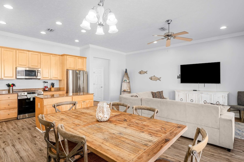 Townhome, Multiple Beds, Patio, Garden View (Palm Breeze Retreat)