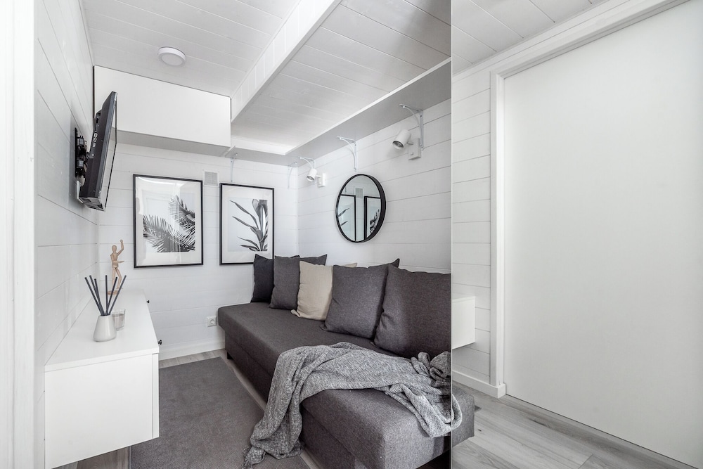 Double Room - Photo 6