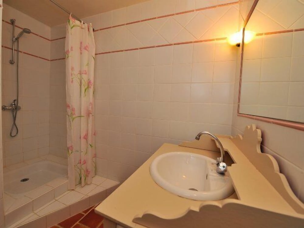 Double Room, Garden View (CERISE BOUQUET) photo 2
