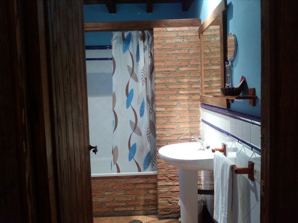 Cabin, Jetted Tub (Loft) photo 2