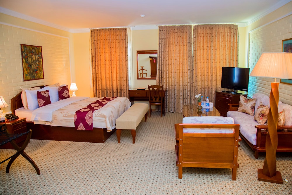 Deluxe Double or Twin Room - Photo 1