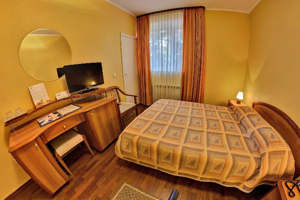 Standard Double Room (Ikar)