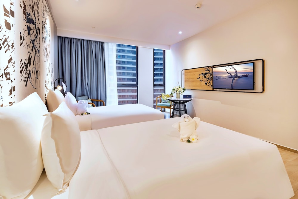Premier City View Twin - Photo 1