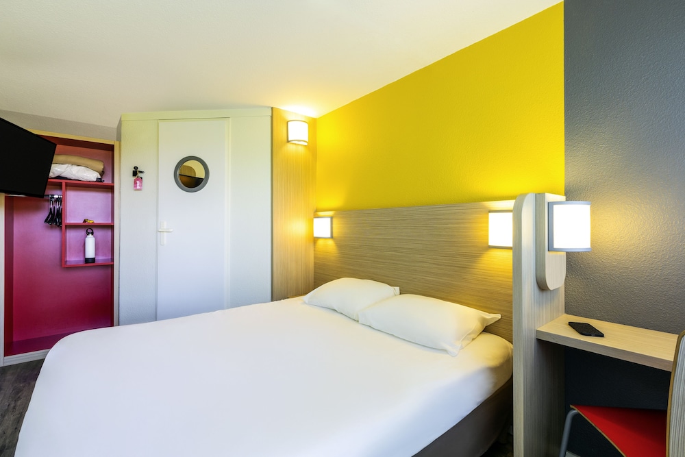 Economy Room, 1 Queen Bed (Little POP) - Photo 1