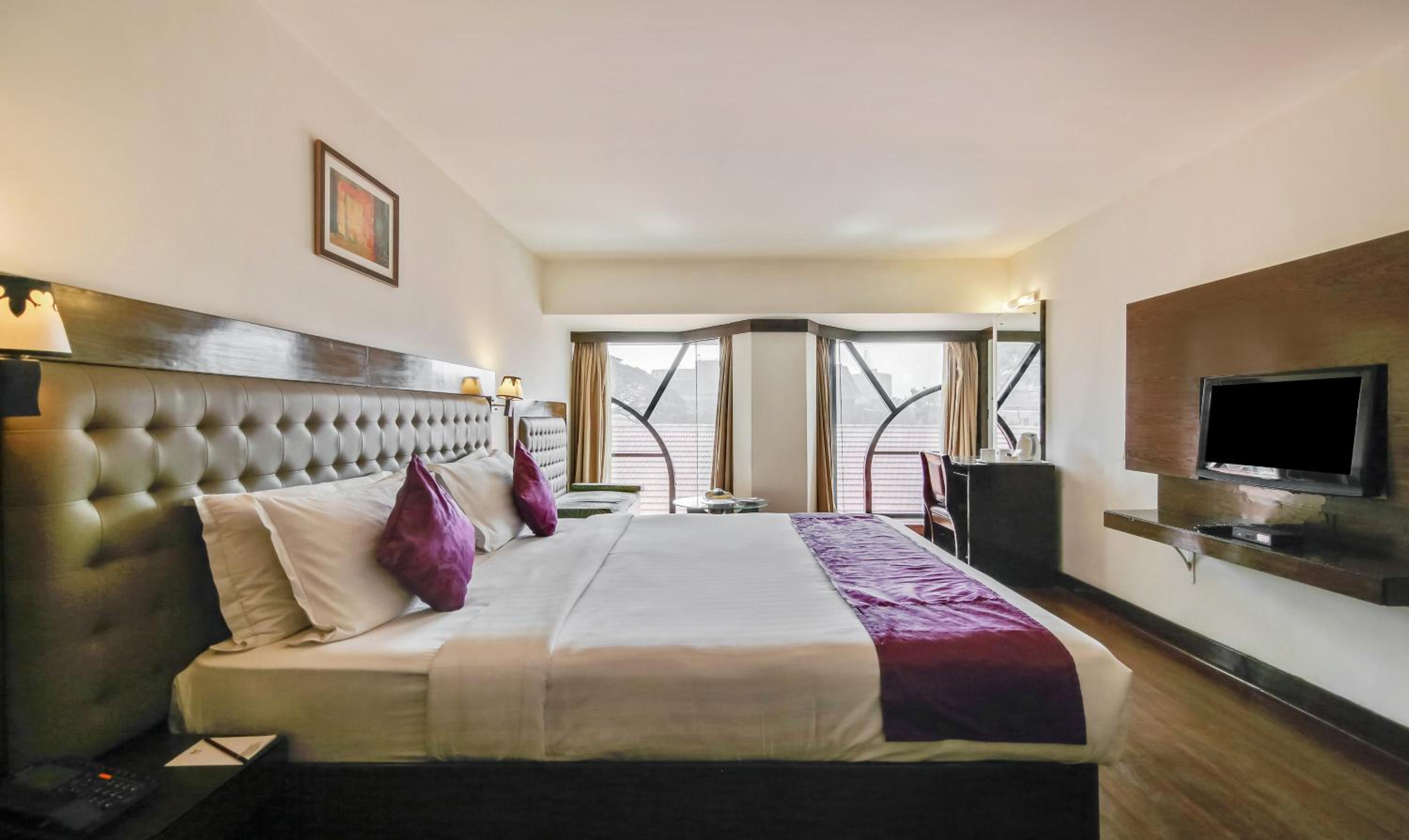 Standard Double or Twin Room photo 3